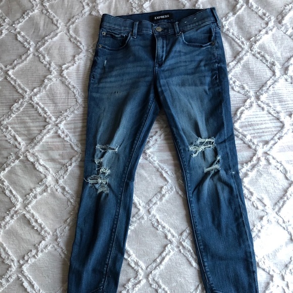 Express Stretch Mid Rise Cropped Jeans - Picture 2 of 5